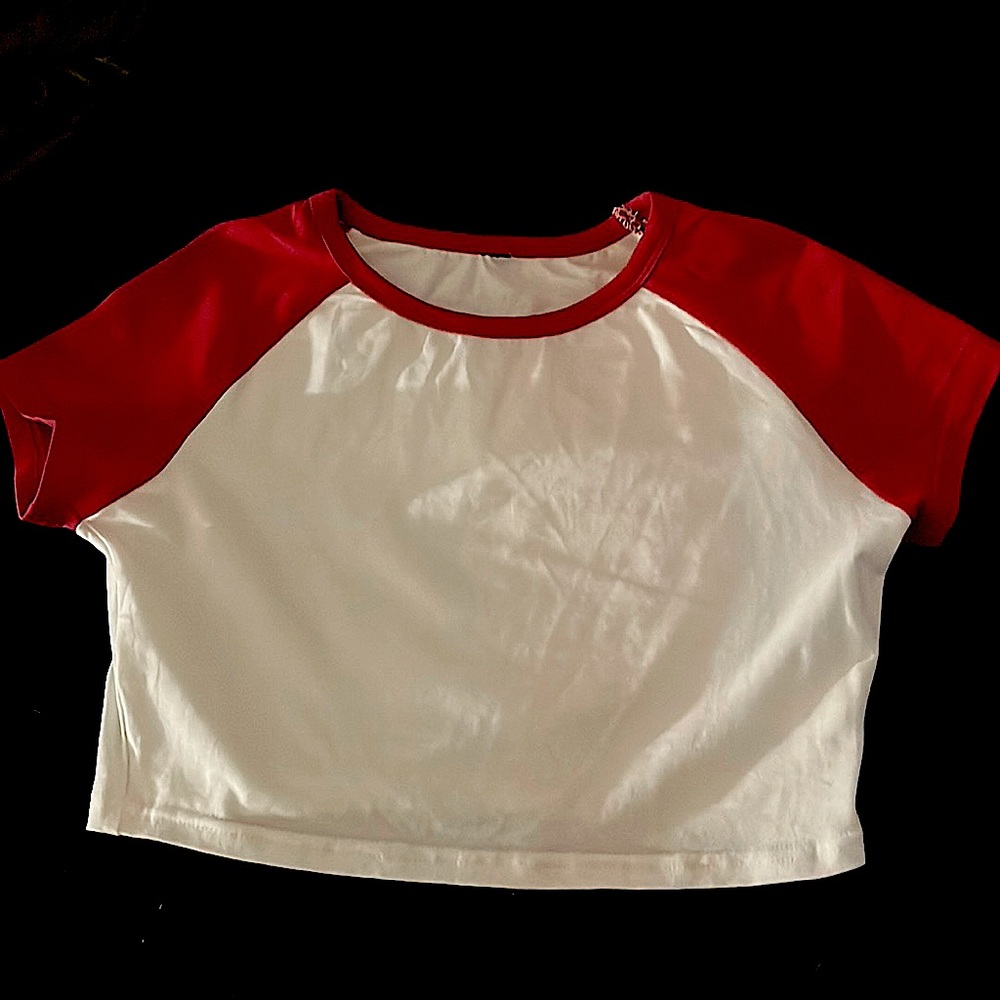 Red an white cropped shirt